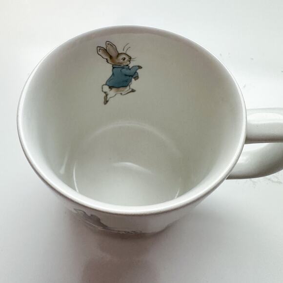 Wedgwood Peter Rabbit Ceramic Mug and Book 2 Piece Collectable Classic - Picture 12 of 15